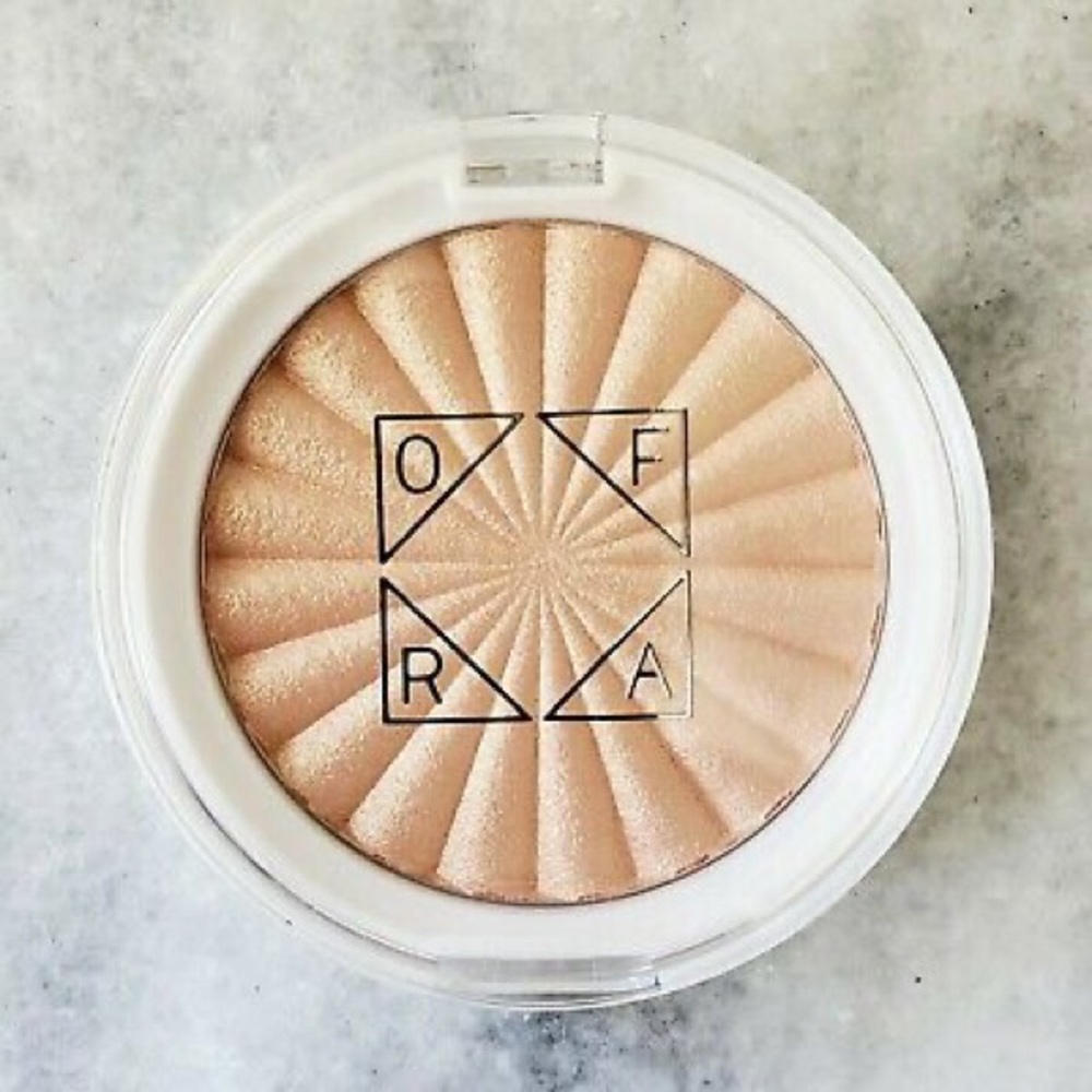 COPY - OFRA Highlighter Soho